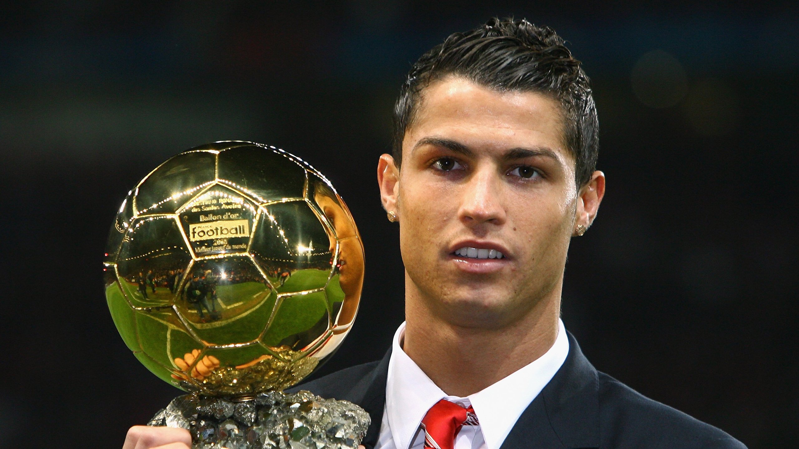 欧冠尤文1-1多特，多特主业稳定，老妇人陷困境，尤文几连冠